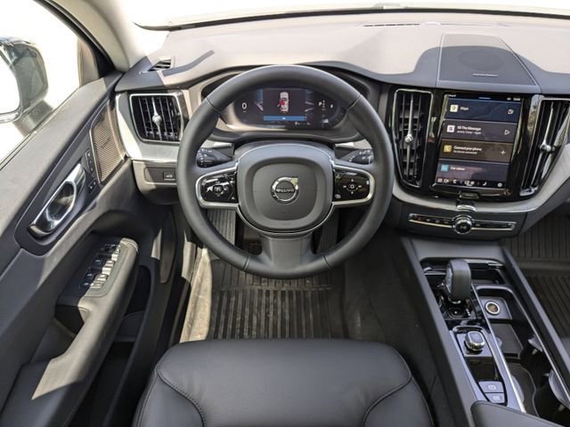 New 2025 Volvo XC60 B5 Plus w/ Protection Package Premier image 19