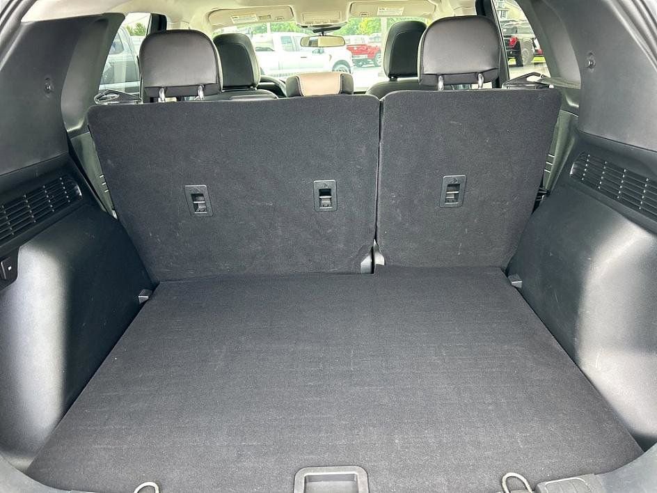 Used 2022 Ford Escape SEL image 30