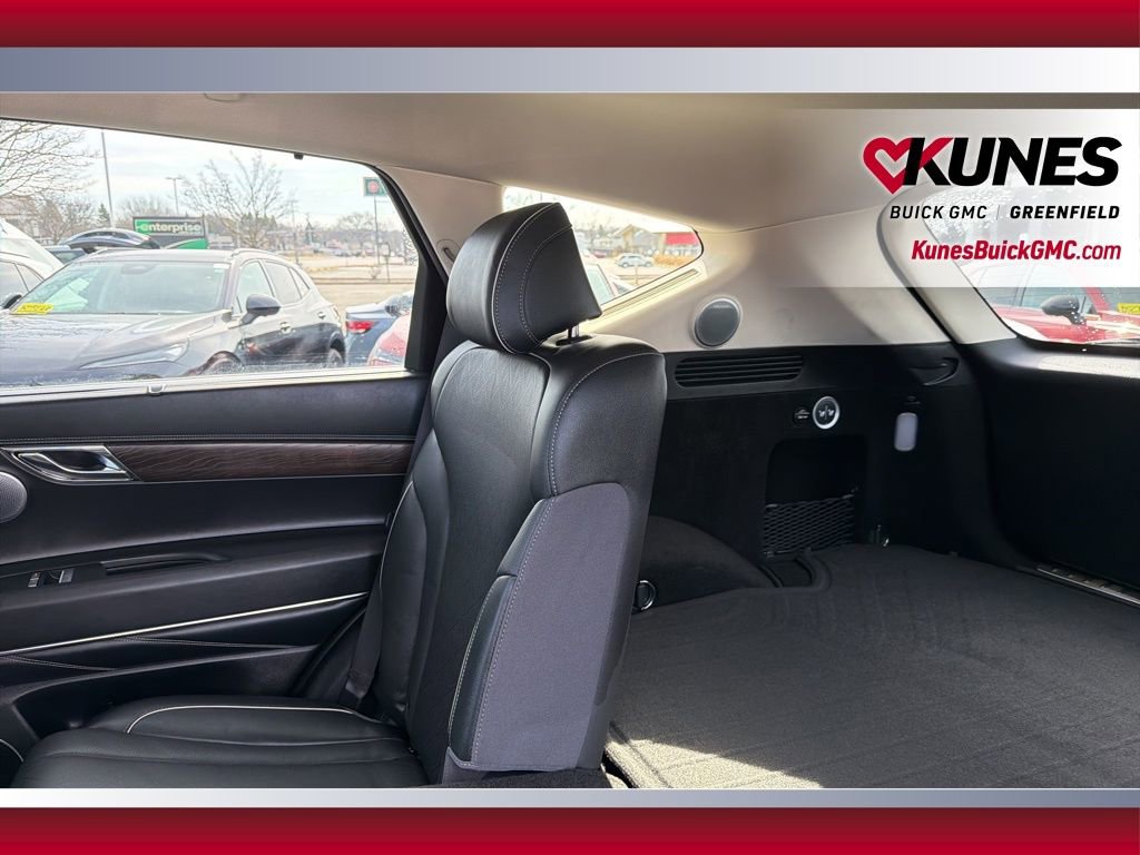 Used 2025 Genesis GV80 2.5T Prestige image 47