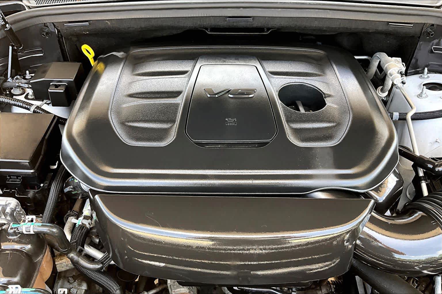 Used 2020 Jeep Grand Cherokee Overland RWD image 32