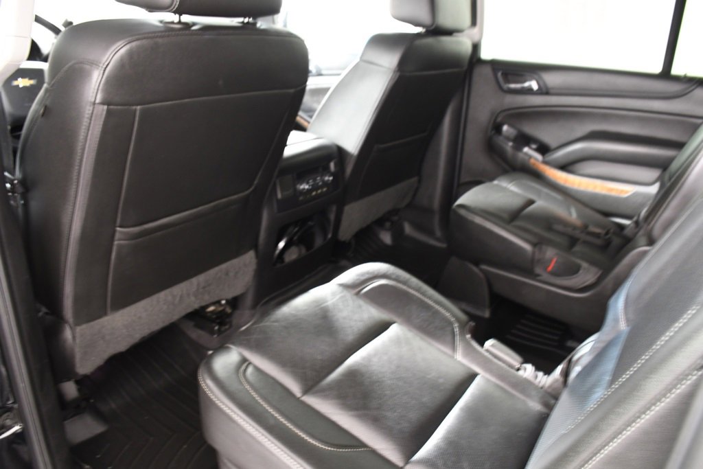Used 2019 Chevrolet Suburban Premier image 25