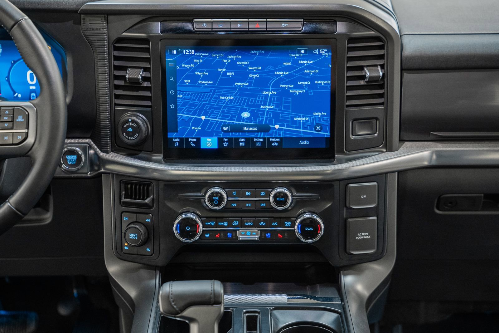 Used 2024 Ford F150 Lariat w/ Equipment Group 502A High image 28