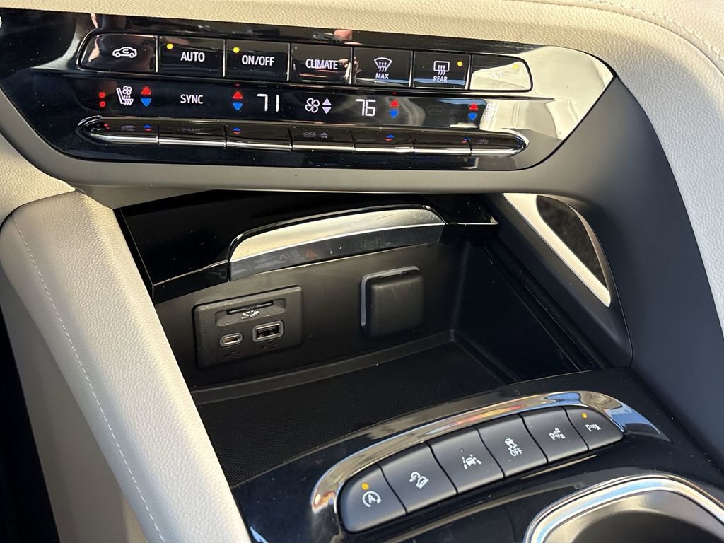 Certified 2023 Buick Envision Avenir image 21