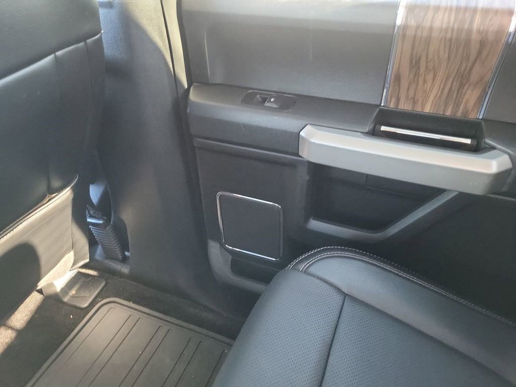 Used 2018 Ford F150 Lariat w/ Equipment Group 502A Luxury image 14