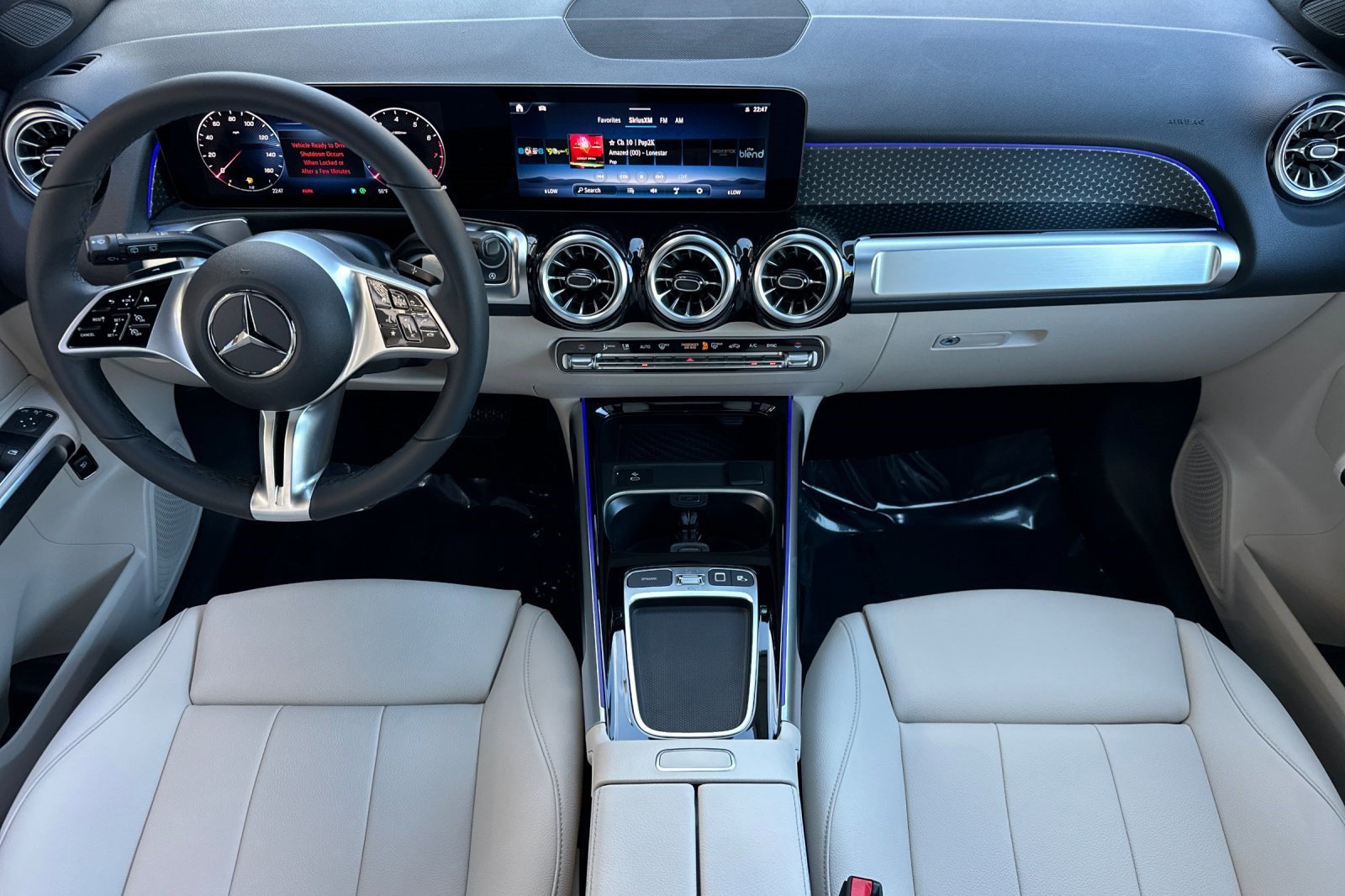 New 2025 Mercedes-Benz GLB 250 image 15
