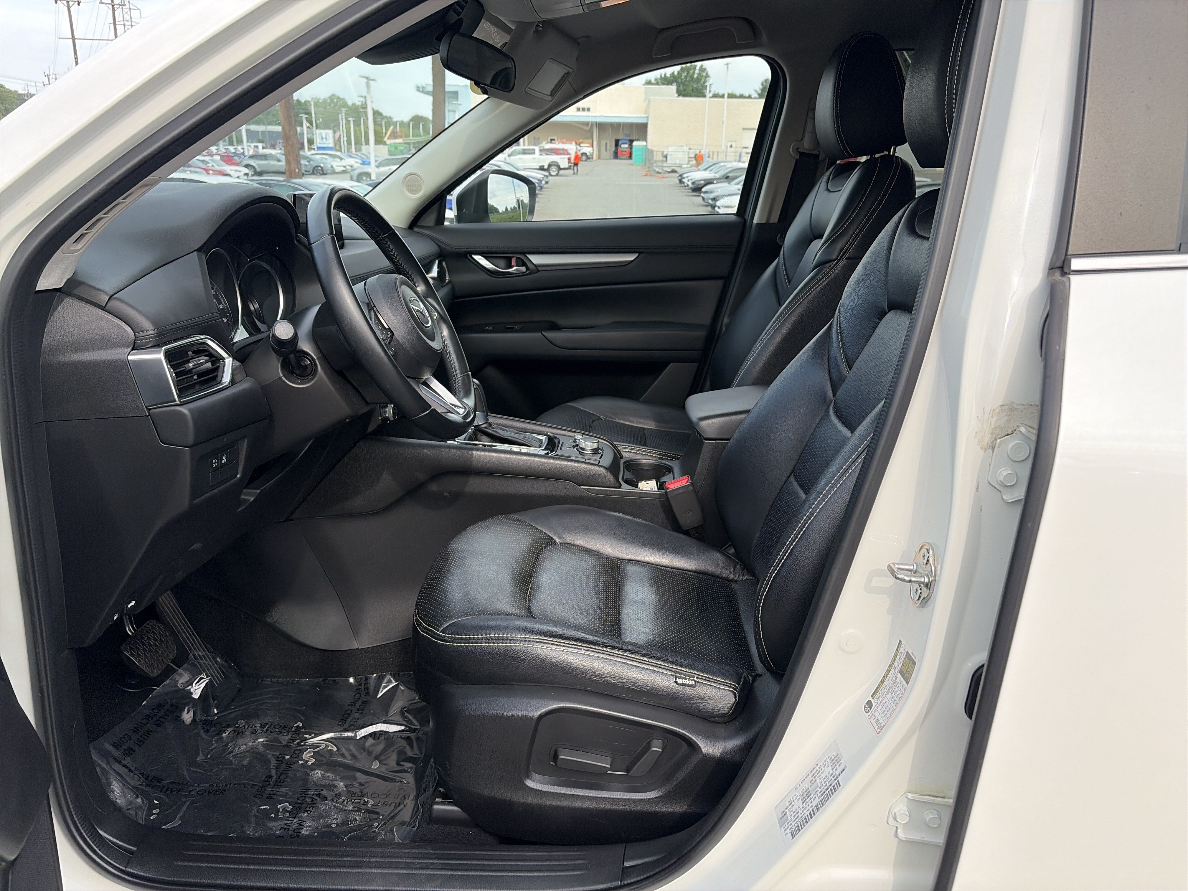 Used 2019 MAZDA CX-5 Touring FWD image 16