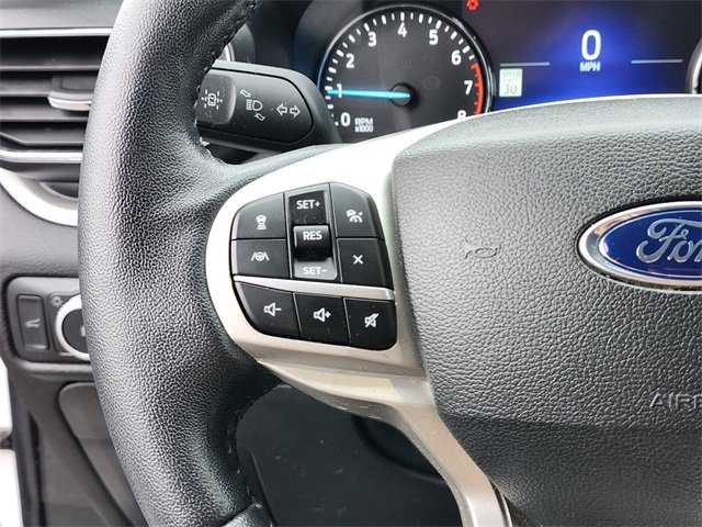 Certified 2022 Ford Explorer XLT w/ Equipment Group 202A image 30