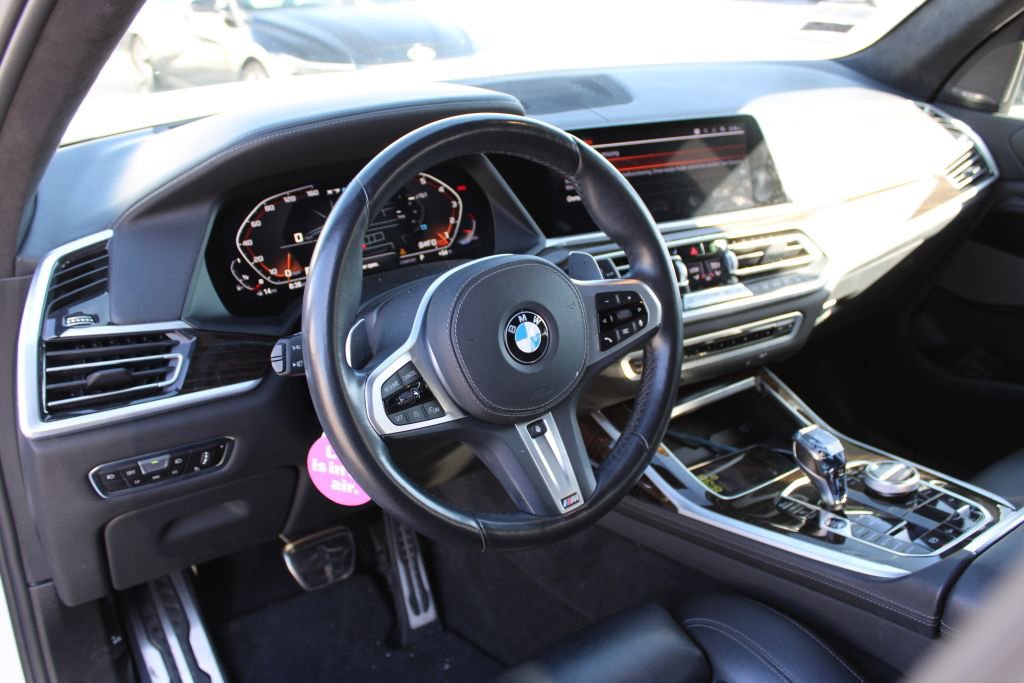 Used 2021 BMW X7 M50i w/ Executive Package AWD/4WD image 38