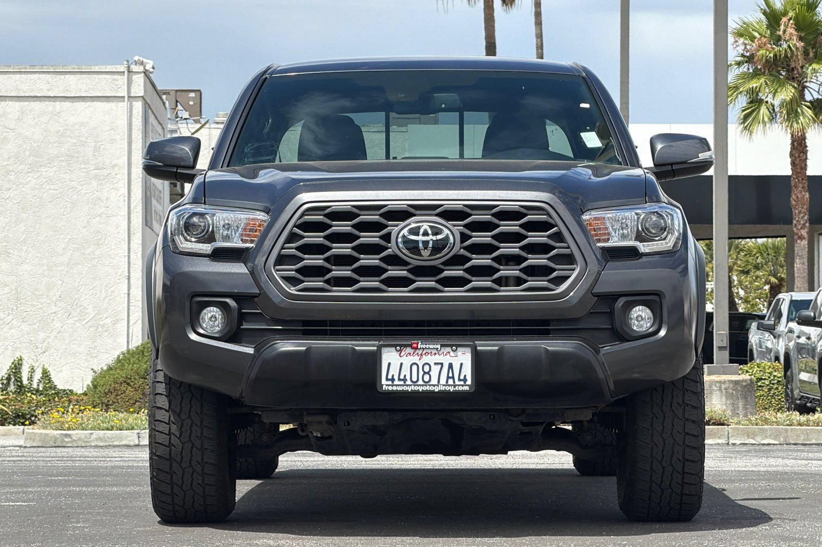 Used 2023 Toyota Tacoma TRD Off-Road w/ Technology Package AWD/4WD image 10