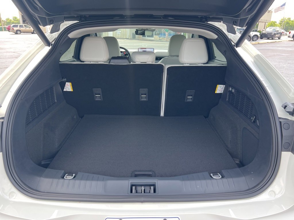 New 2025 Ford Mustang Mach-E Premium image 18