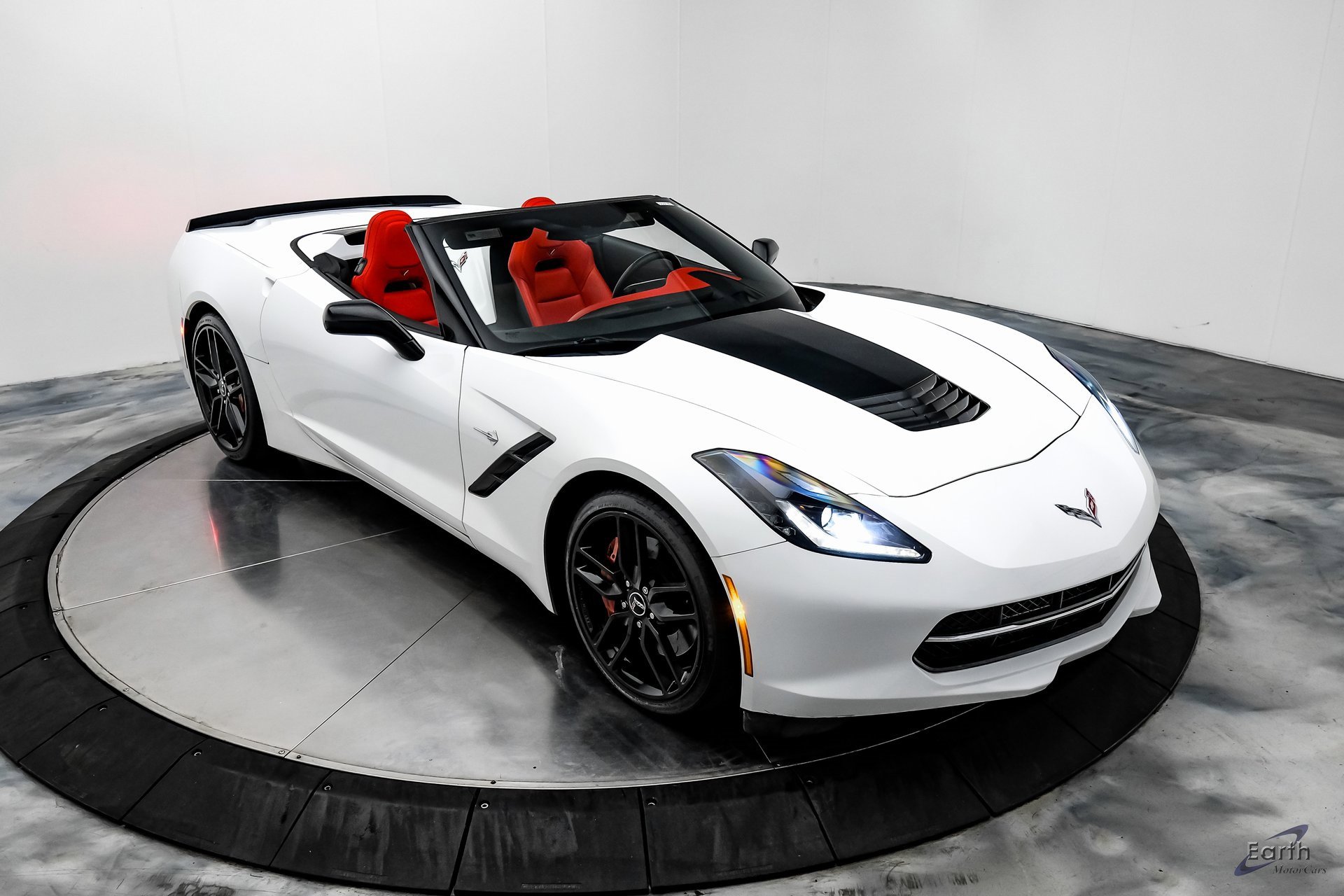 Used 2014 Chevrolet Corvette Stingray Convertible w/ 3LT Preferred Equipment Group image 28