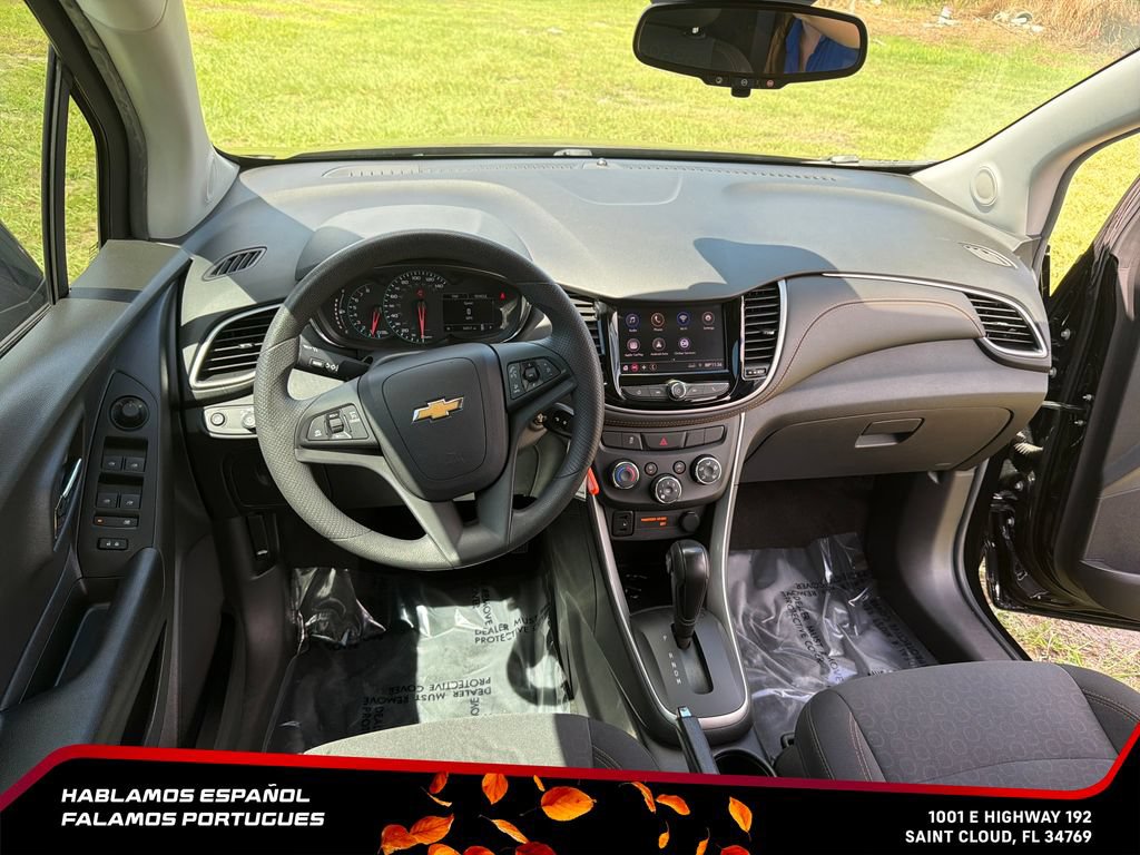 Used 2022 Chevrolet Trax LS w/ Tint and Cruise Package FWD image 25