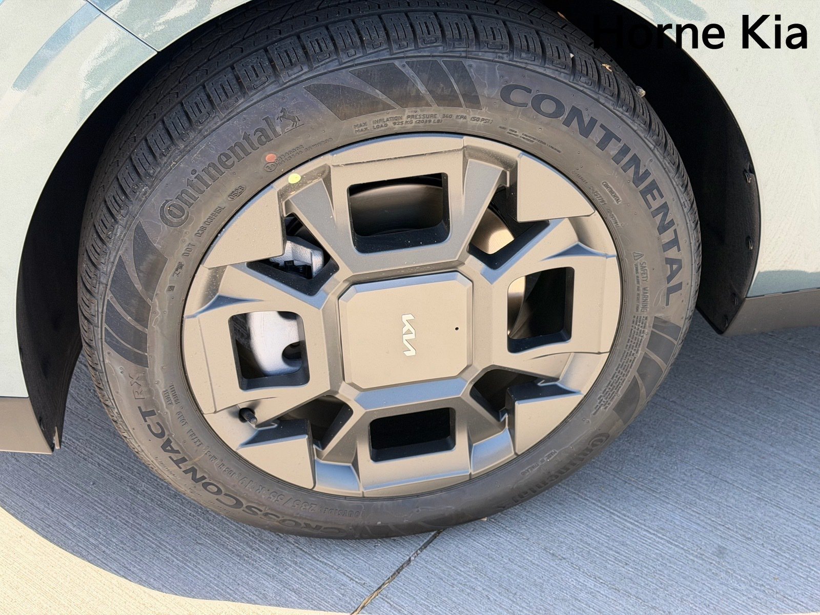 New 2026 Kia Carnival SX FWD image 8