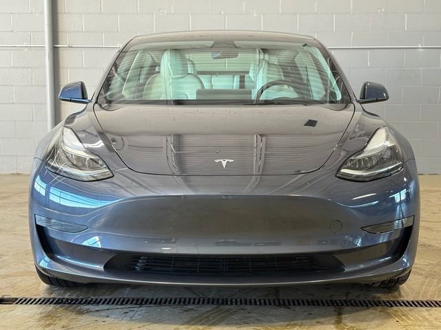 Used 2023 Tesla Model 3 Standard Range image 2