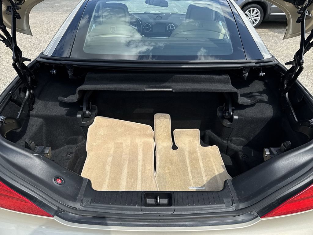 Used 2013 Mercedes-Benz SL 550 image 21