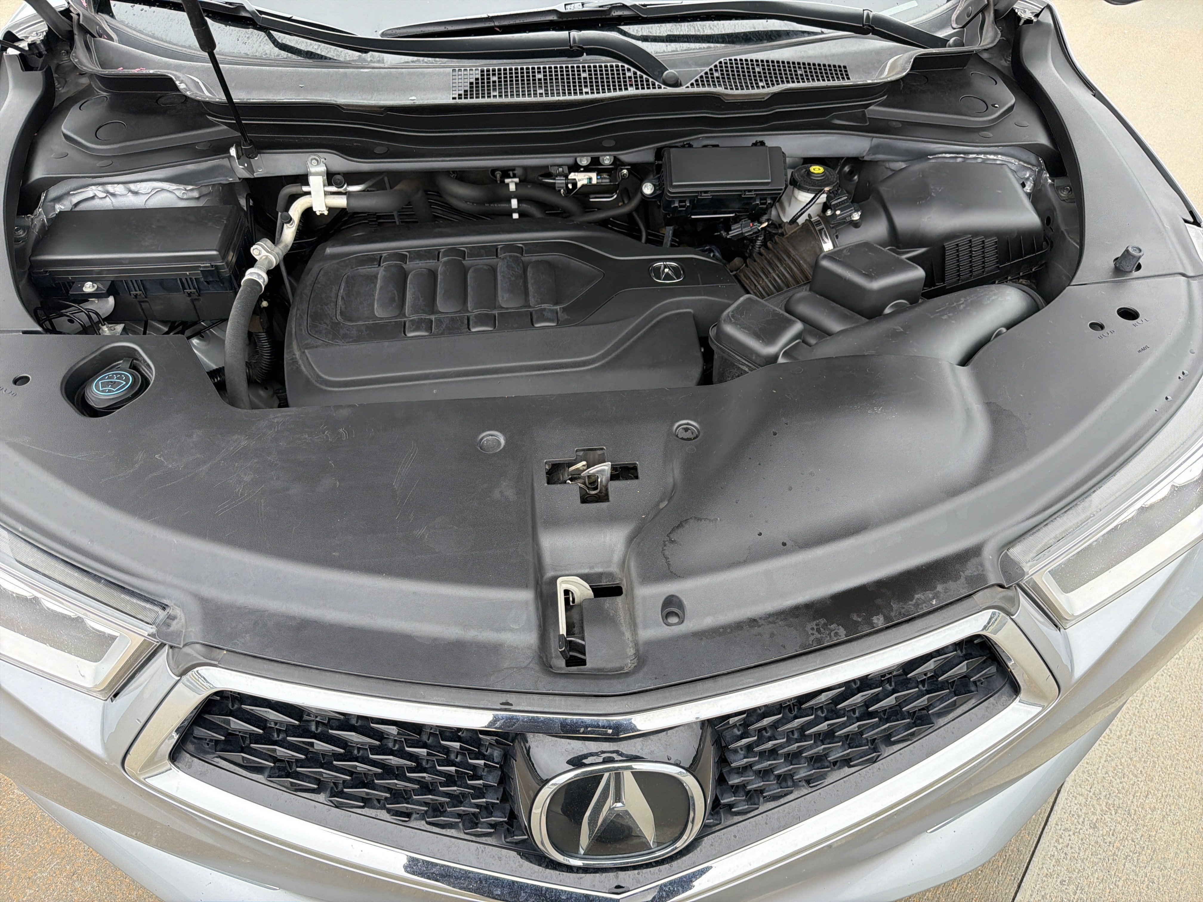 Certified 2017 Acura MDX SH-AWD w/ Technology Package image 35