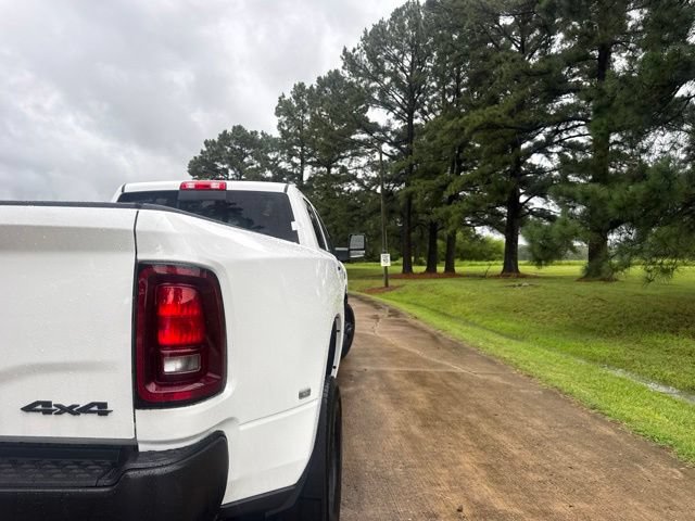 New 2026 RAM 3500 Tradesman AWD/4WD image 20