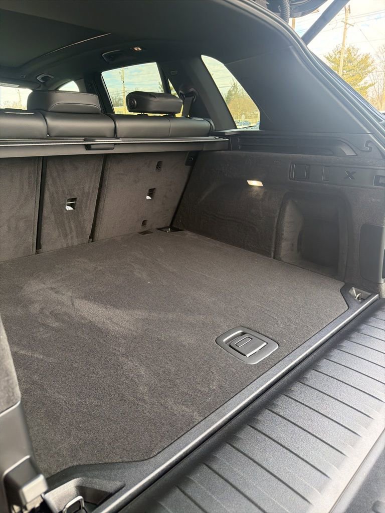 New 2026 BMW X5 xDrive40i w/ Climate Comfort Package image 10