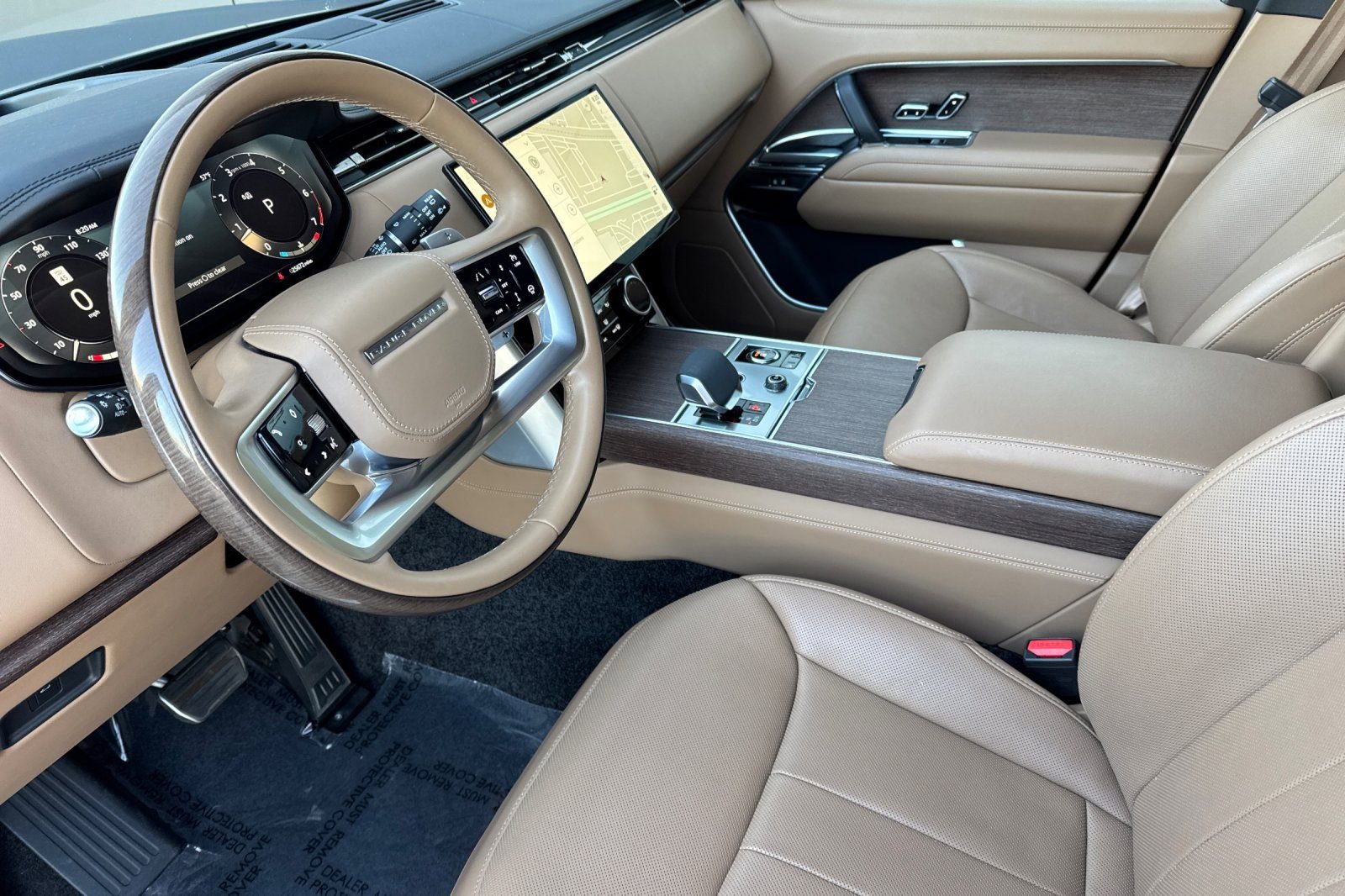 Certified 2023 Land Rover Range Rover Long Wheelbase SE image 9