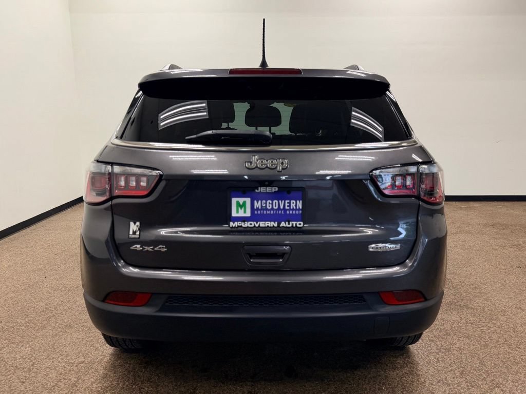 Used 2022 Jeep Compass Latitude w/ Convenience Group AWD/4WD image 4
