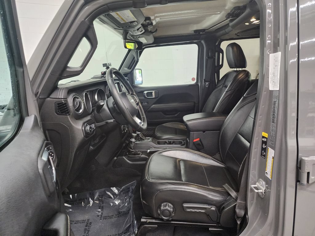 Used 2020 Jeep Wrangler Unlimited Sahara w/ Uconnect 4C Nav & Sound Group AWD/4WD image 12