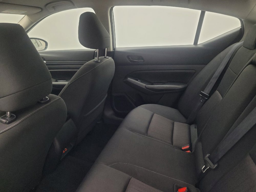 Used 2024 Nissan Altima 2.5 SV image 18