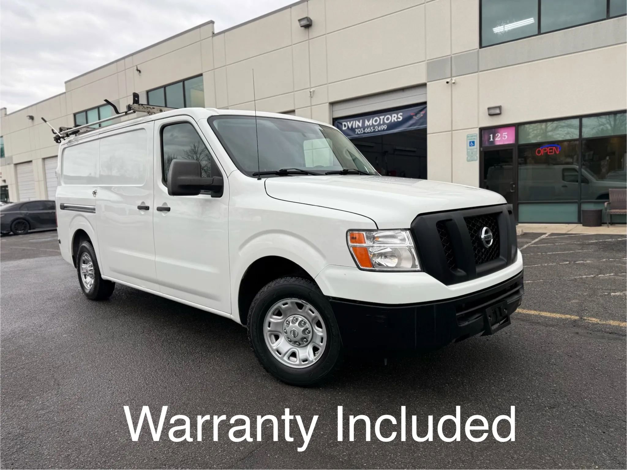 Used 2018 Nissan NV 2500 SV image 1