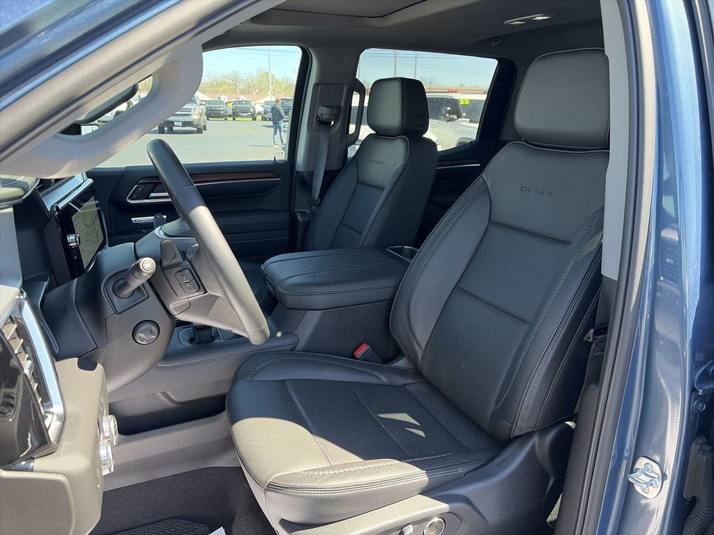 Used 2026 GMC Sierra 1500 Denali AWD/4WD image 17