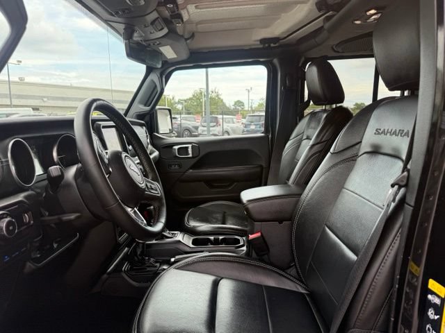 Used 2023 Jeep Wrangler Unlimited Sahara AWD/4WD image 8