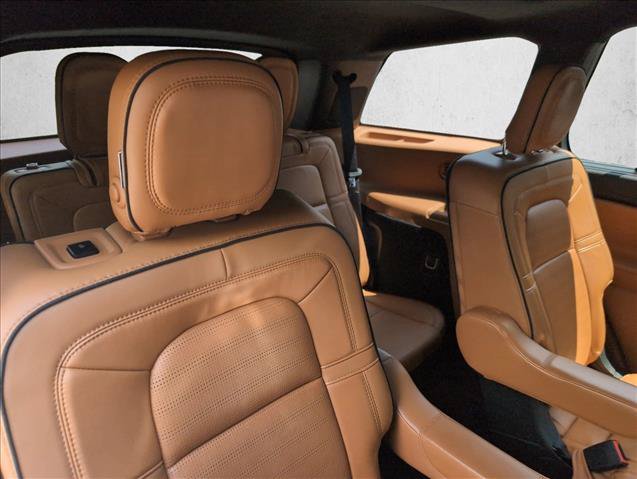 Used 2020 Lincoln Aviator Black Label w/ Dynamic Handling Package AWD/4WD image 27