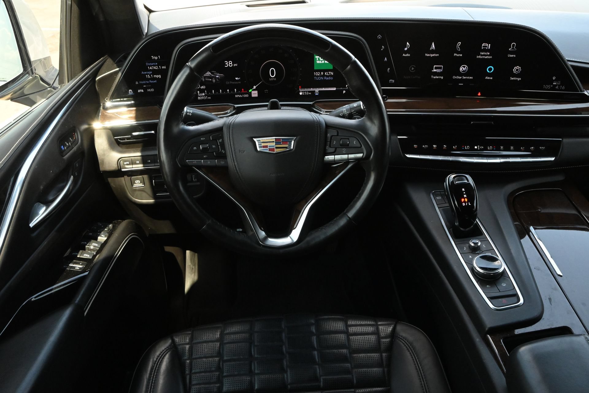Used 2021 Cadillac Escalade Premium Luxury Platinum AWD/4WD image 10