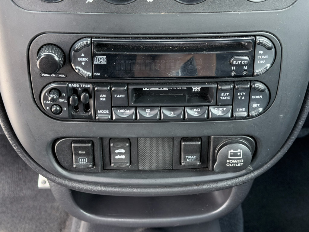 Used 2005 Chrysler PT Cruiser GT FWD image 17