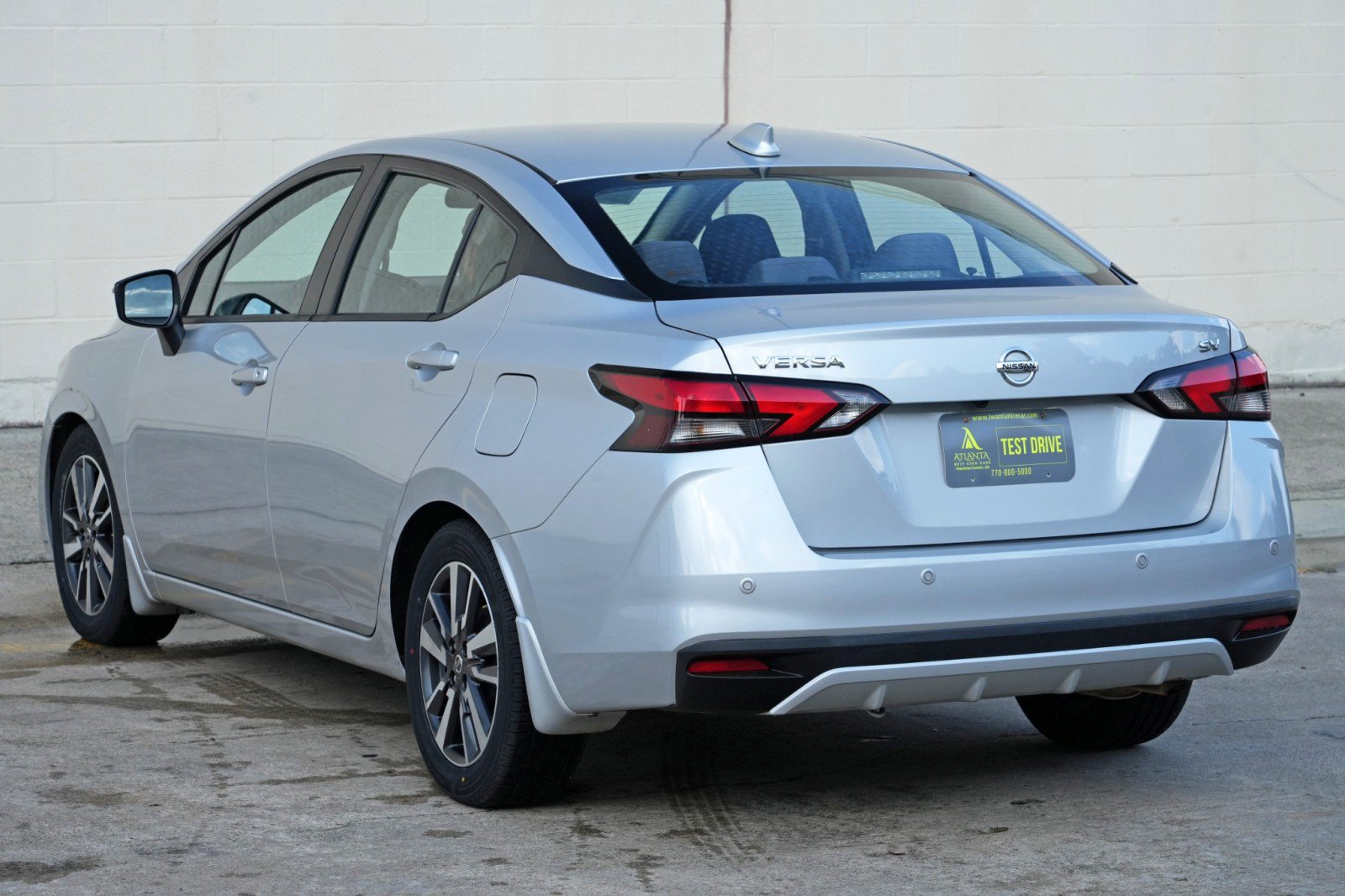 Used 2021 Nissan Versa SV FWD image 42