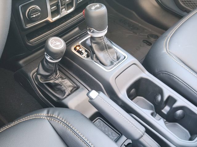 New 2026 Jeep Wrangler Unlimited Sahara image 17