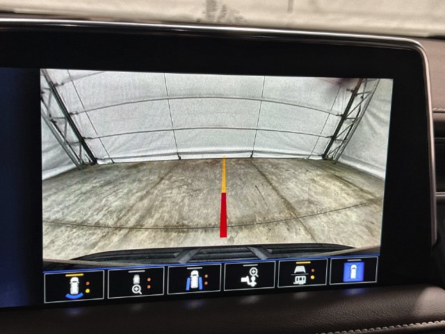 Used 2023 Chevrolet Tahoe High Country AWD/4WD image 15