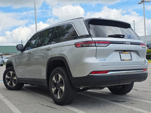 Used 2023 Jeep Grand Cherokee 4WD 4xe image 15