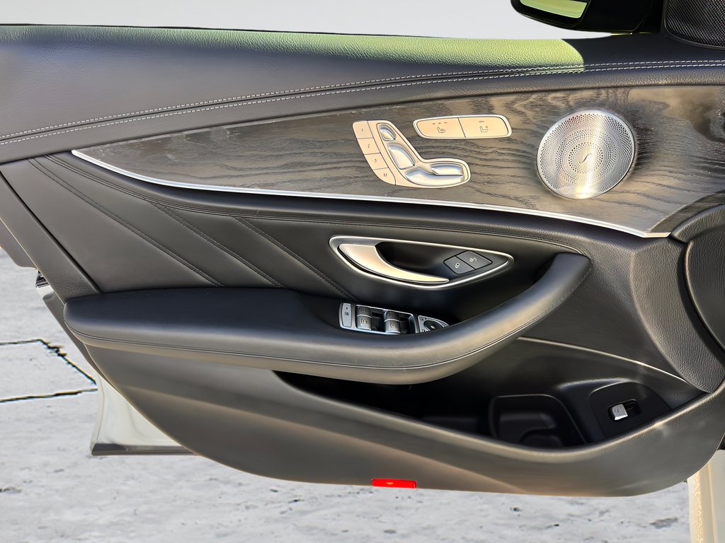 Used 2019 Mercedes-Benz E 53 AMG 4MATIC Sedan image 34
