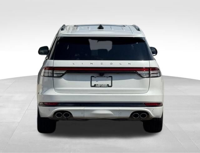Used 2025 Lincoln Aviator Reserve w/ Equipment Group 201A AWD/4WD image 6