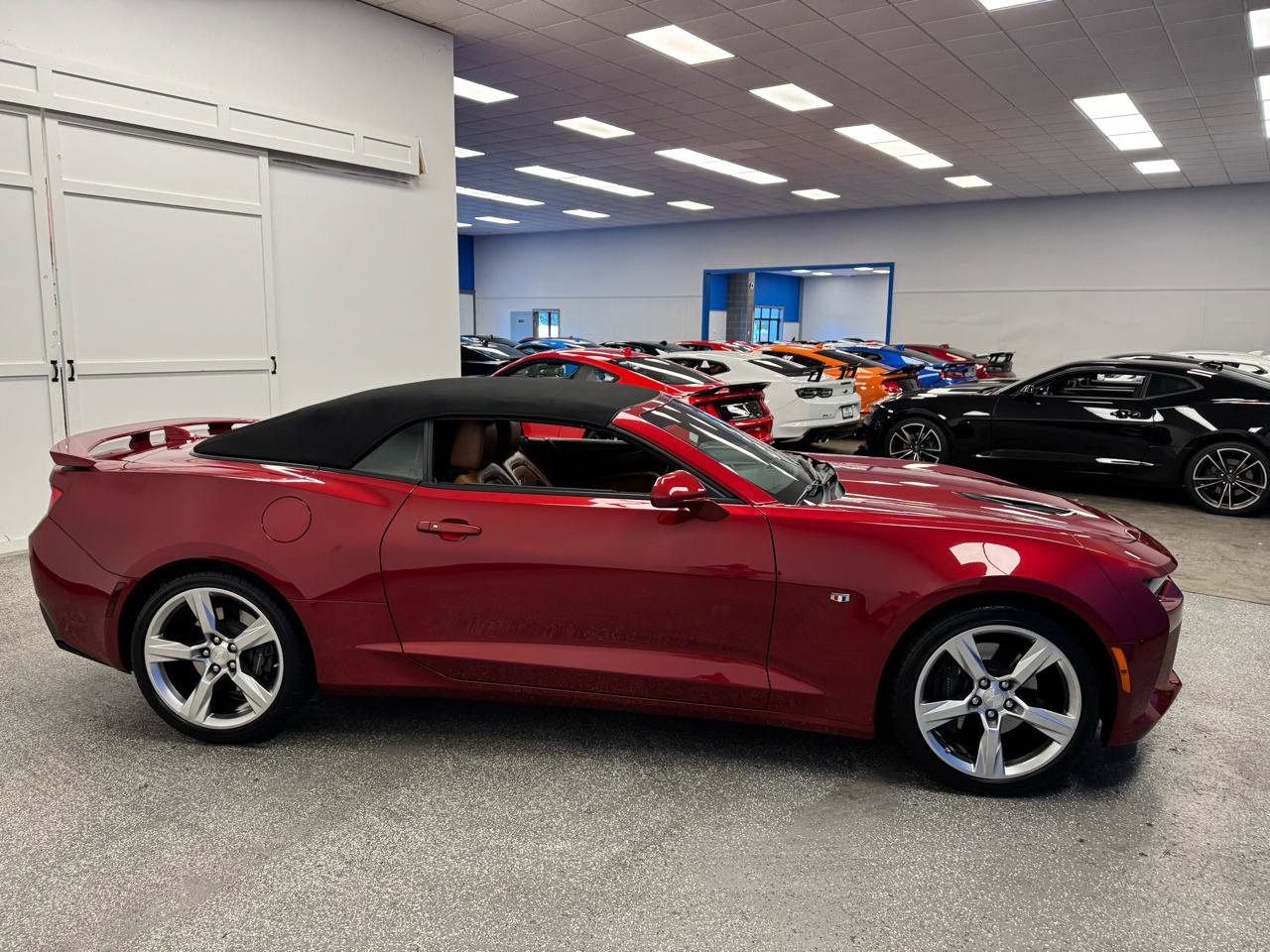 Used 2017 Chevrolet Camaro SS RWD image 8