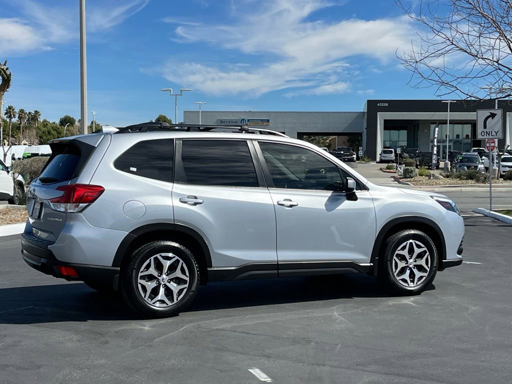 Used 2022 Subaru Forester Premium w/ Popular Package #1 image 7