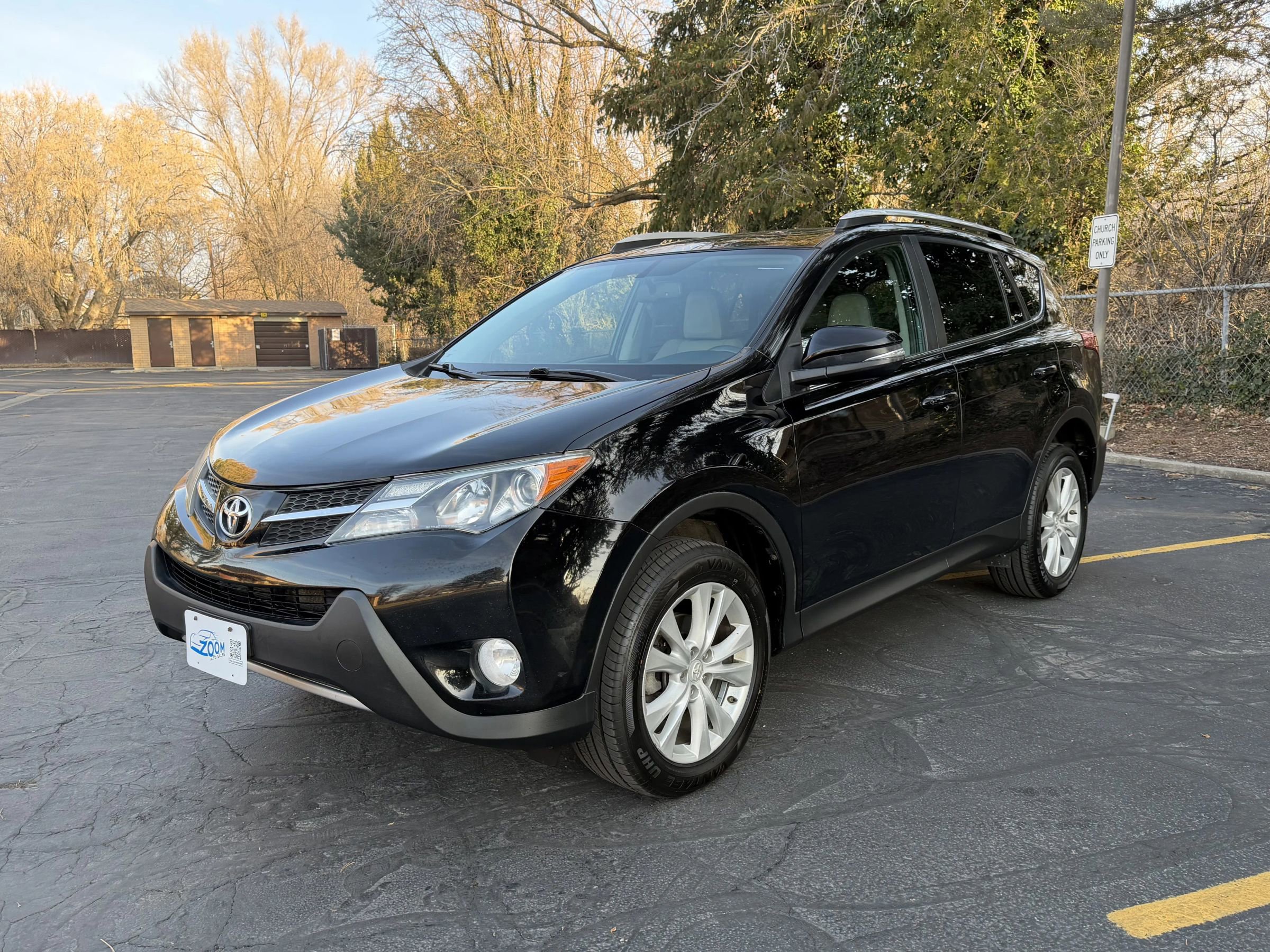 Used 2015 Toyota RAV4 Limited image 4