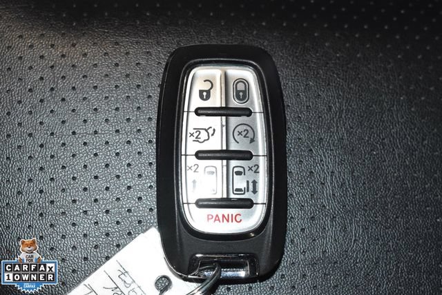 Certified 2024 Chrysler Pacifica Touring-L FWD image 37
