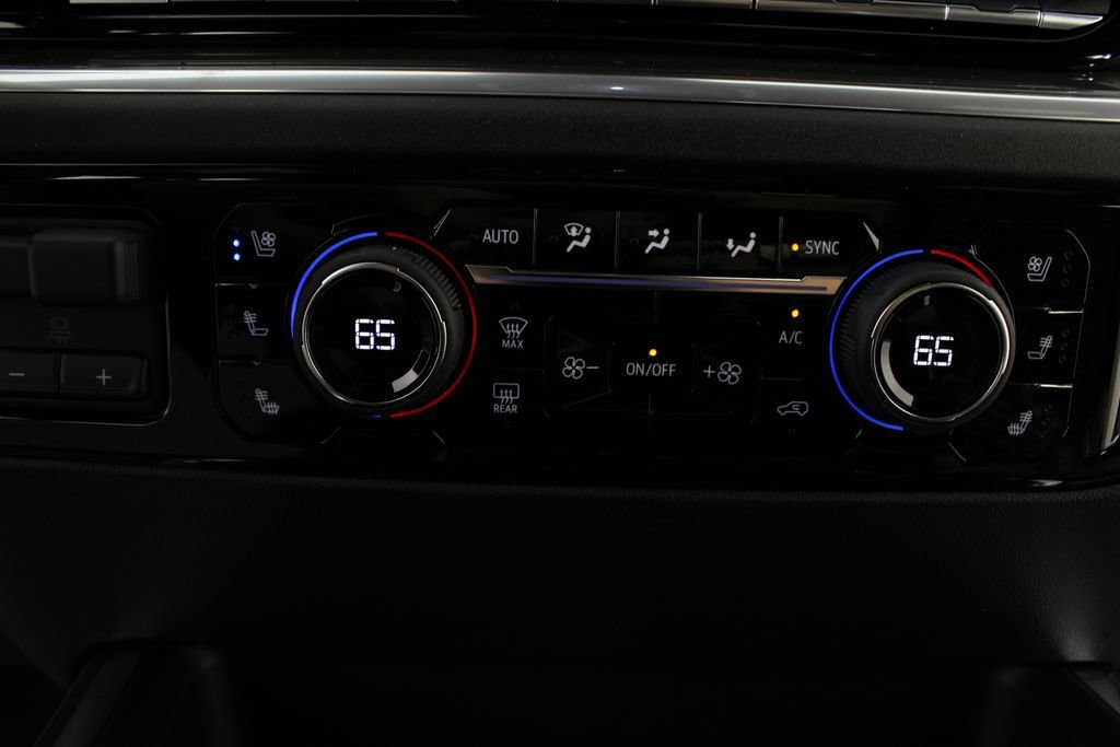 New 2026 Chevrolet Silverado 2500 High Country w/ Technology Package AWD/4WD image 8