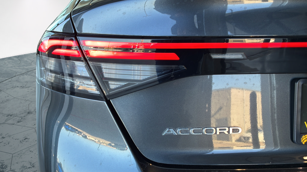 Used 2025 Honda Accord LX image 29
