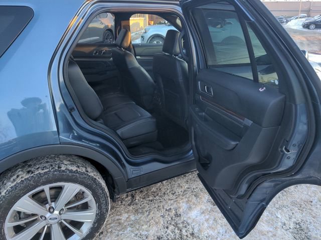 Certified 2019 Ford Explorer Limited AWD/4WD image 17