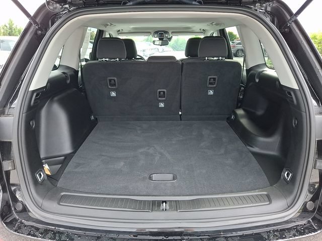 Used 2023 Jeep Grand Cherokee Laredo X AWD/4WD image 28