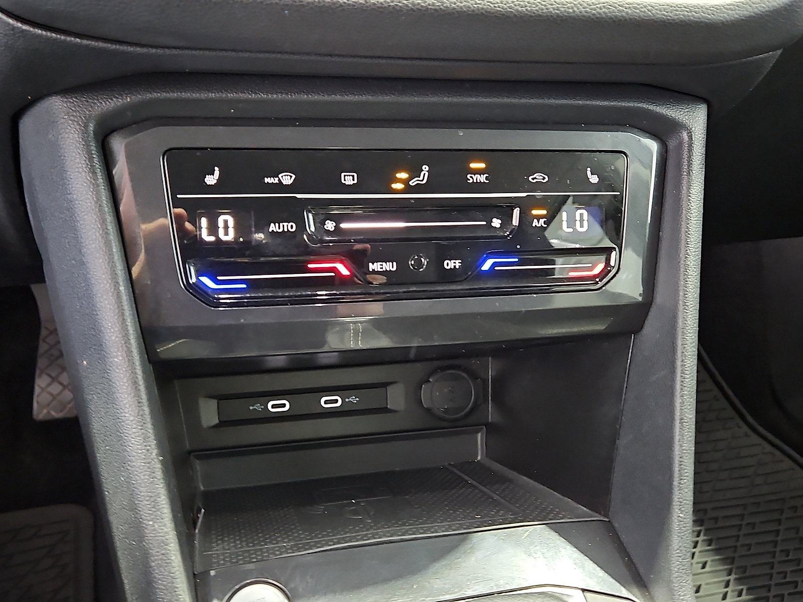 Certified 2022 Volkswagen Tiguan SE FWD image 14