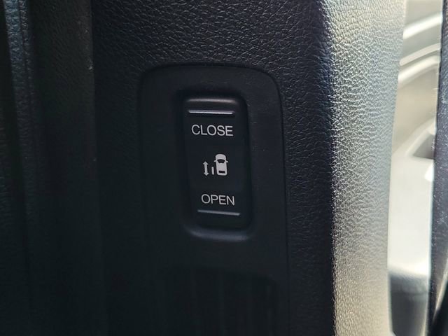 Used 2022 Honda Odyssey EX-L image 13