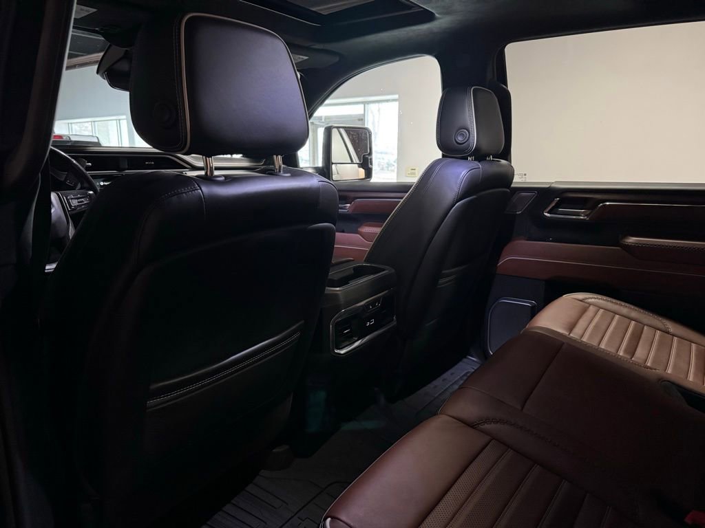 Used 2024 GMC Sierra 2500 Denali Ultimate w/ LPO, GMC Protection Package image 16