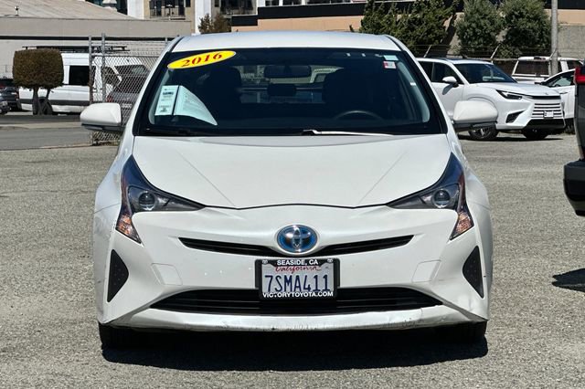Used 2016 Toyota Prius Two image 10